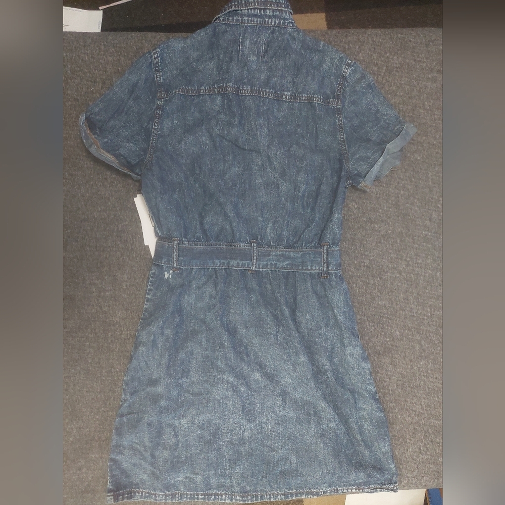 Regeneration celebrity pink dress medium (missing button) - Picture 4 of 4